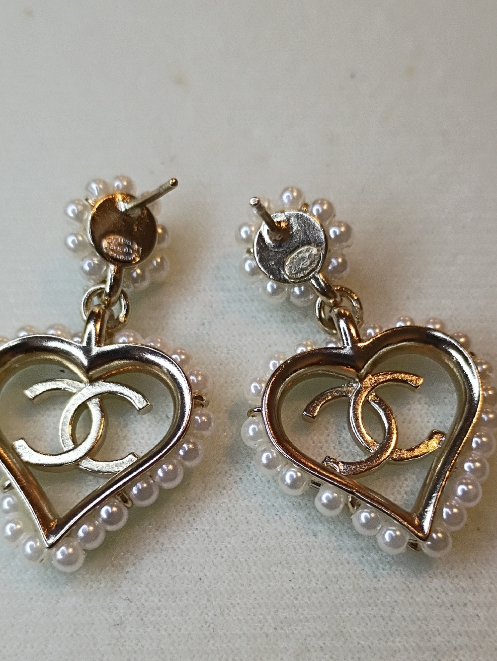 New Gold-Tone Heart Drop Earrings with Faux Pearls - Picture 3 of 4
